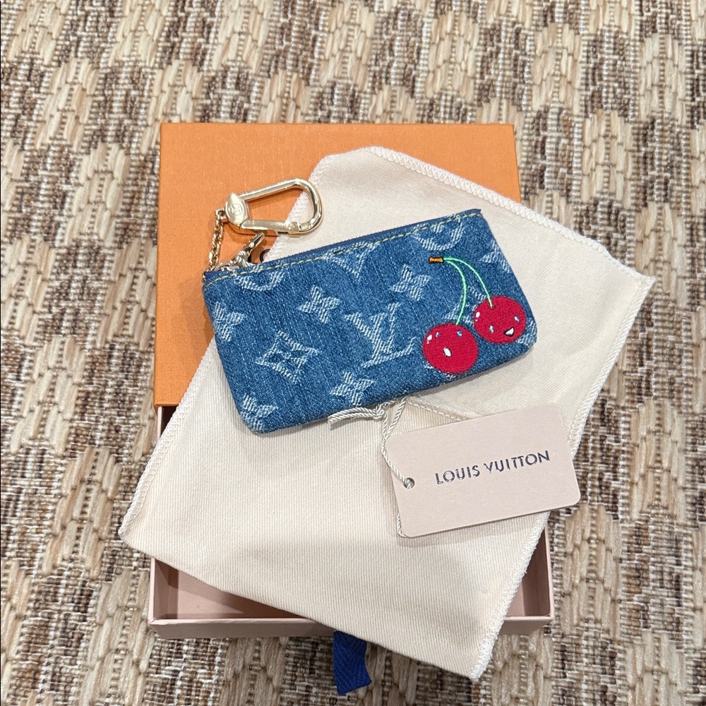 🍒NWT - Louis Vuitton X TM Monogram Denim Cerises Key Pouch Blue 🍒